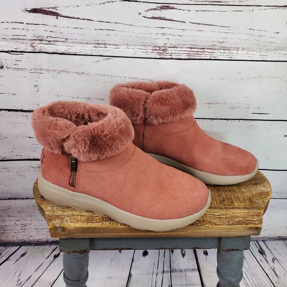 SKECHERS On-The-Go Faux Fur Ankle Boots - Enchanted Size 7.5 in Rose